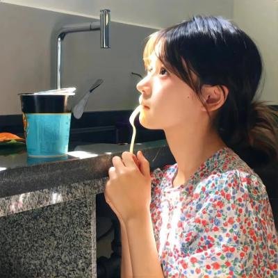 庭怨森森